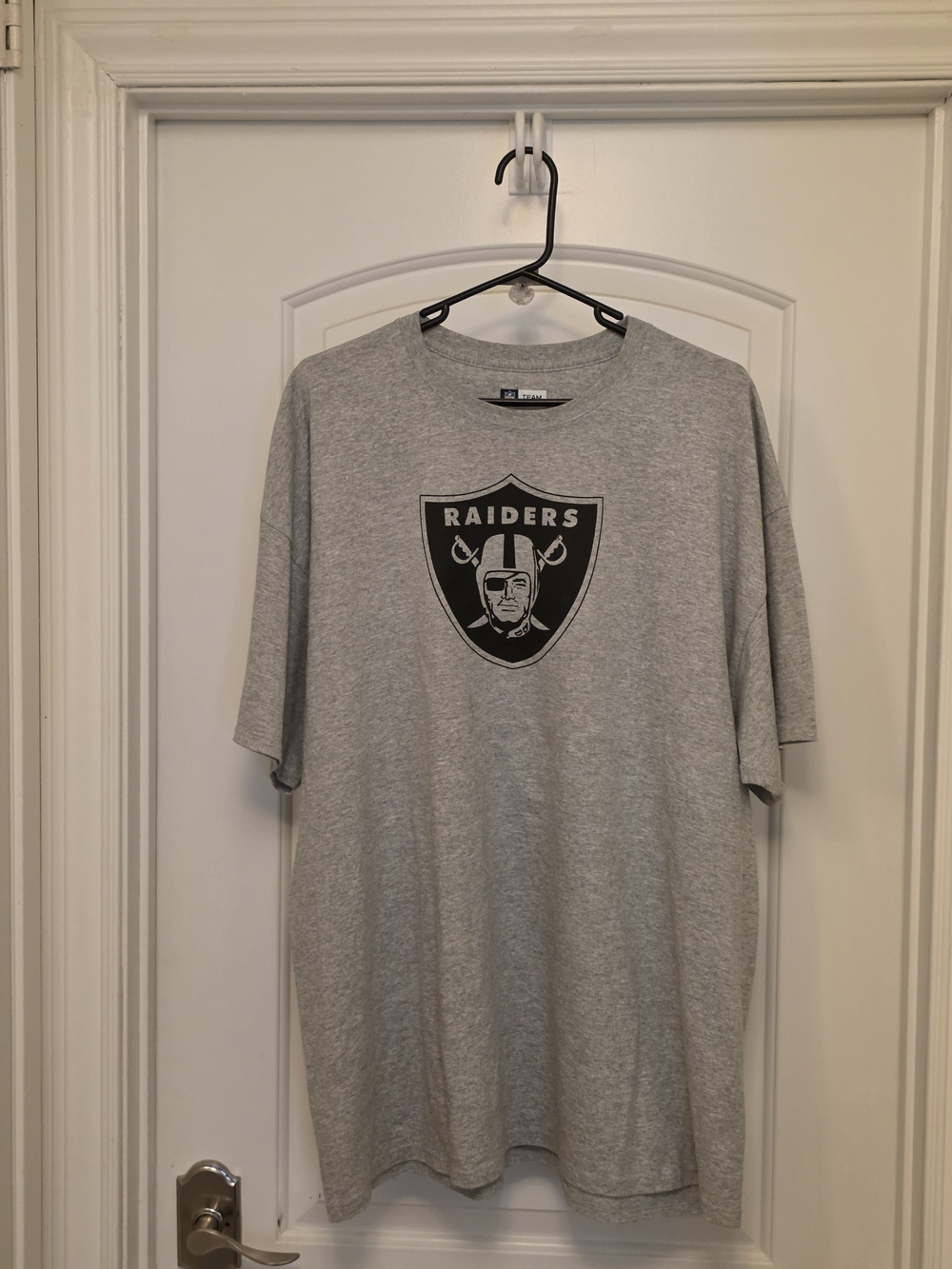 NFL Raiders Grey Logo Short Sleeve Tee